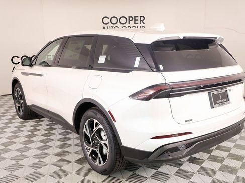 New 2026 Lincoln Nautilus Premier w/ Jet Appearance Package AWD/4WD image 23