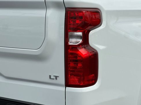 New 2026 Chevrolet Silverado 1500 LT w/ Z71 Off-Road Package AWD/4WD image 26