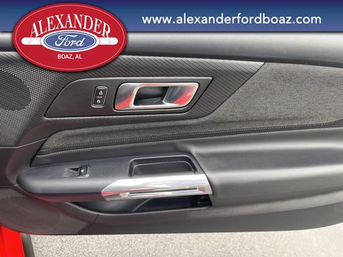 Used 2024 Ford Mustang Coupe image 12