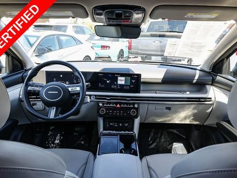 Certified 2025 Hyundai Tucson SEL AWD/4WD image 13
