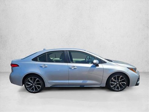 Used 2020 Toyota Corolla SE FWD image 4
