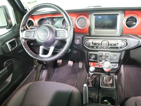 Used 2021 Jeep Gladiator Rubicon w/ Cold Weather Group image 33