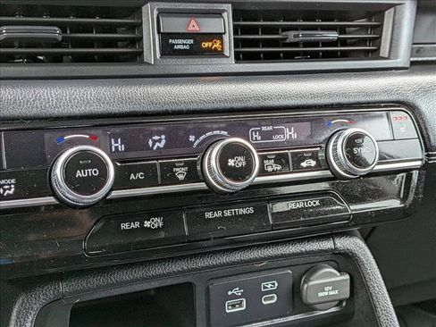 Certified 2024 Honda Pilot EX-L image 15