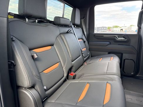 New 2026 GMC Sierra 3500 AT4 w/ AT4 Premium Plus Package AWD/4WD image 38