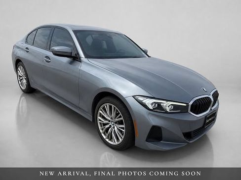 Used 2023 BMW 330i Sedan w/ Premium Package RWD image 3