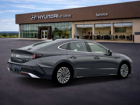New 2026 Hyundai Sonata Limited FWD image 8