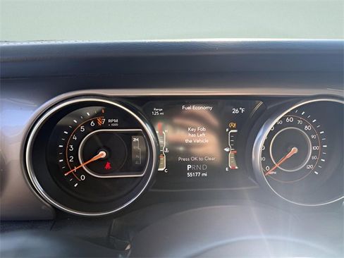 Used 2018 Jeep Wrangler Unlimited Sahara image 17