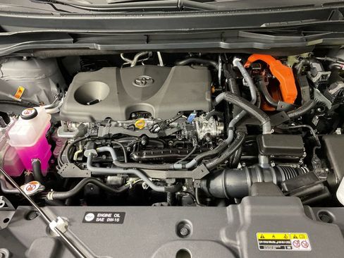 New 2026 Toyota Sienna XSE image 25