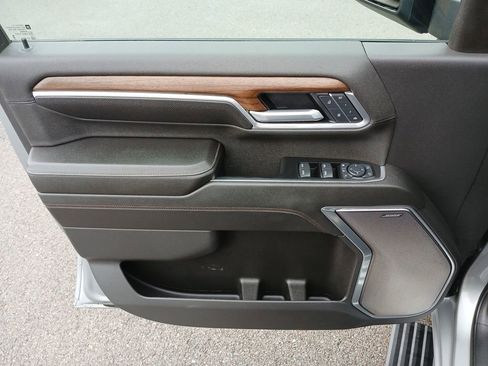 Certified 2025 Chevrolet Silverado 2500 High Country w/ High Country Premium Package image 23