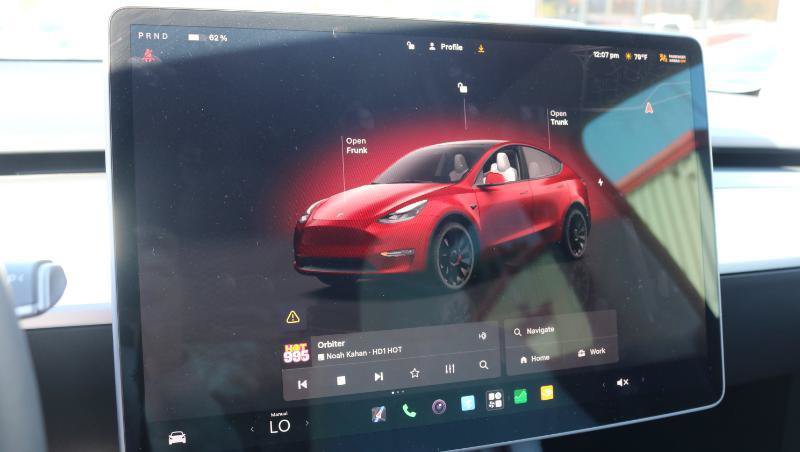 Used 2023 Tesla Model Y Performance AWD/4WD image 15