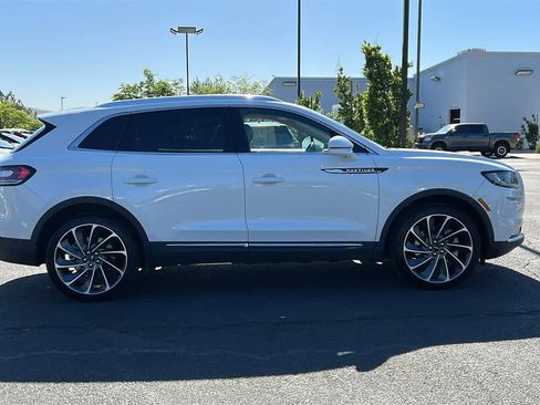 Used 2023 Lincoln Nautilus Reserve w/ Equipment Group 202A AWD/4WD image 4