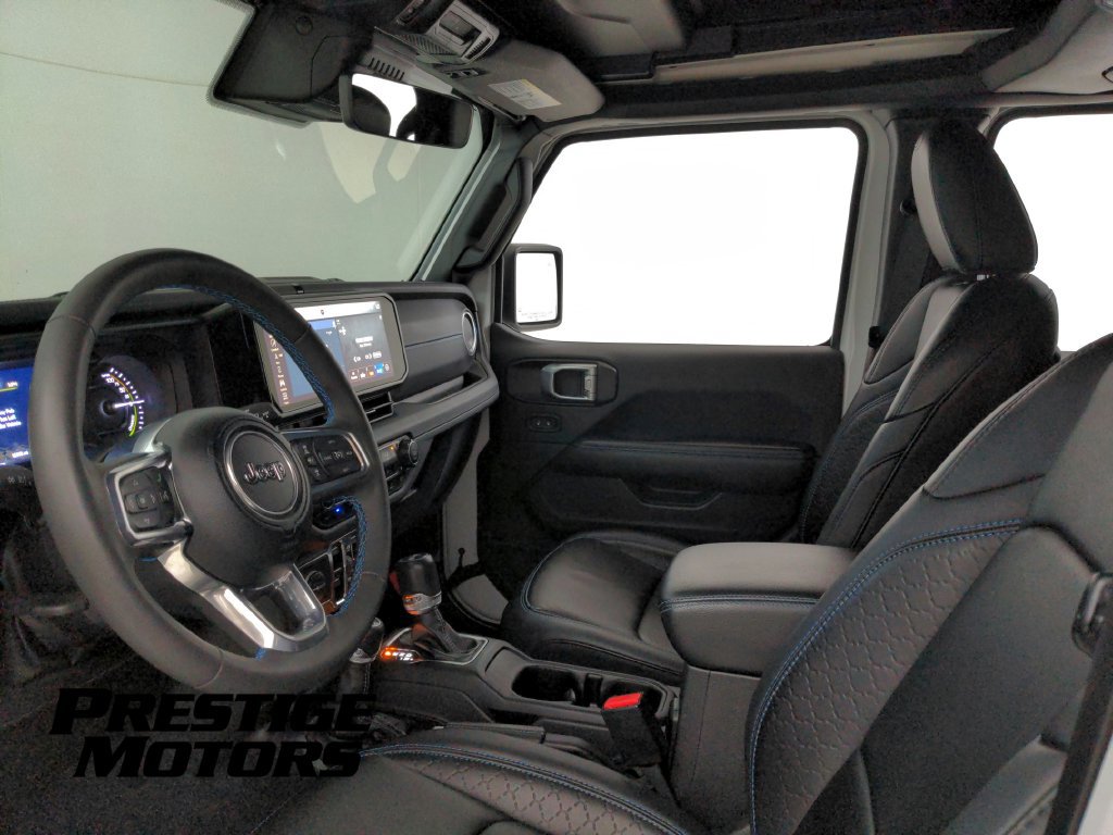 Used 2024 Jeep Wrangler High Altitude AWD/4WD image 13