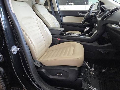Used 2015 Ford Edge SEL w/ Equipment Group 201A AWD/4WD image 4