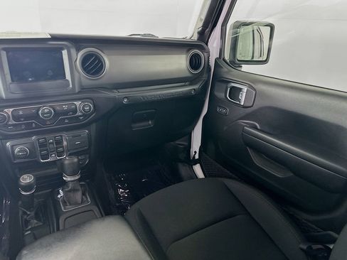 Certified 2022 Jeep Wrangler Unlimited Sport image 34