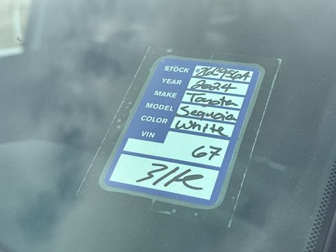 Used 2024 Toyota Sequoia Platinum image 27