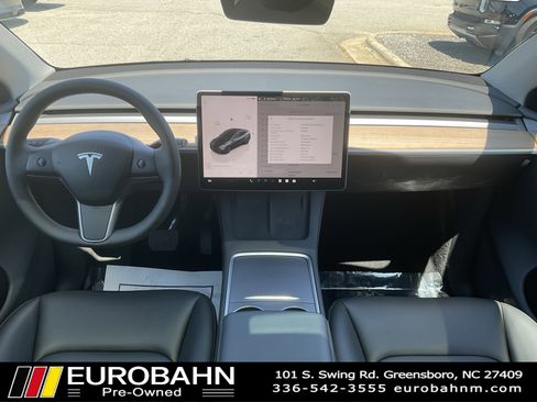 Used 2024 Tesla Model Y Long Range image 15