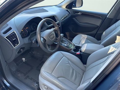 Used 2016 Audi Q5 2.0T Premium image 10