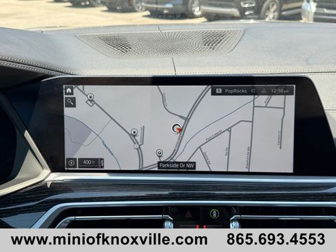 Used 2022 BMW X7 xDrive40i w/ M Sport Package AWD/4WD image 34
