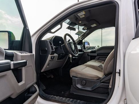 Certified 2019 Ford F150 XLT AWD/4WD image 17