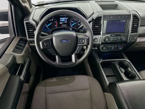 Certified 2020 Ford F250 XLT w/ XLT Premium Package image 10