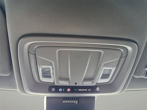 Used 2024 Chevrolet Silverado 2500 LT image 28