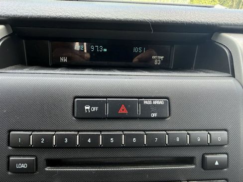 Used 2011 Ford F150 XLT w/ XLT Chrome Pkg AWD/4WD image 15