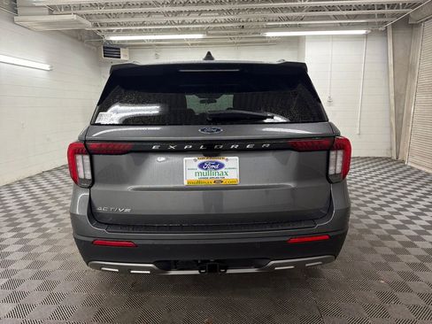 New 2026 Ford Explorer Active w/ Active Comfort Package RWD image 7