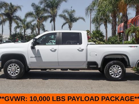 Used 2021 Chevrolet Silverado 2500 LT w/ Fleet Comfort Package AWD/4WD image 5