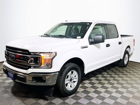Used 2018 Ford F150 XLT image 4