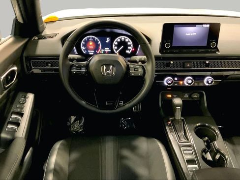 Used 2024 Honda Civic Sport image 11