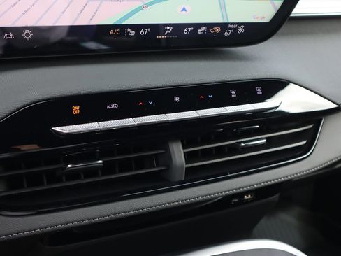 New 2025 Buick Enclave Preferred w/ Power Package image 13