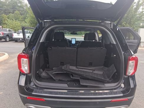 Used 2023 Ford Explorer Limited w/ Limited Technology Package AWD/4WD image 23