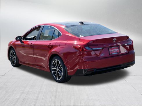 Certified 2025 Toyota Camry XLE AWD/4WD image 5