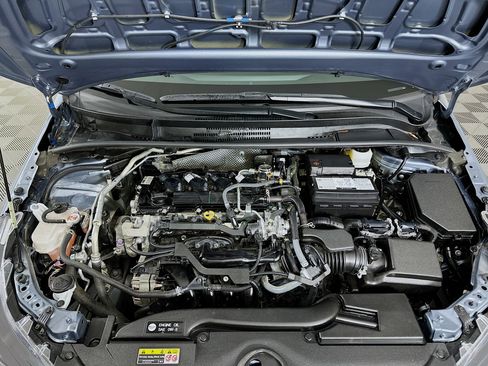 Used 2024 Toyota Corolla LE image 31