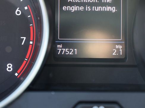 Used 2020 Volkswagen Tiguan S image 13