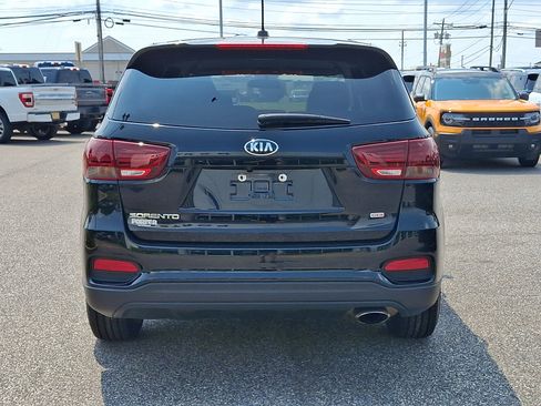 Used 2019 Kia Sorento L FWD image 9