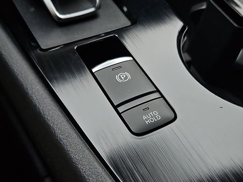 Certified 2023 Nissan Rogue S AWD/4WD image 22