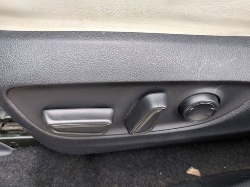 Used 2021 Toyota RAV4 XLE Premium FWD image 14