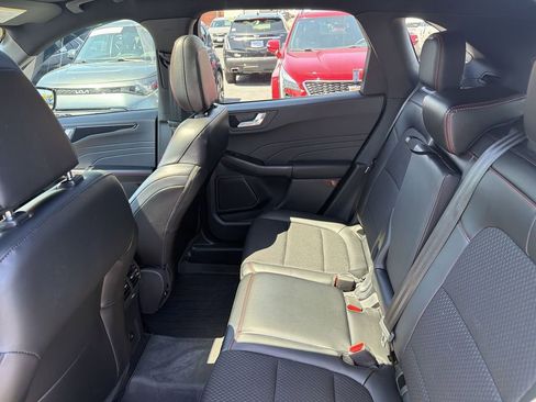 Used 2025 Ford Escape ST-Line w/ Tech Pack #1 AWD/4WD image 12