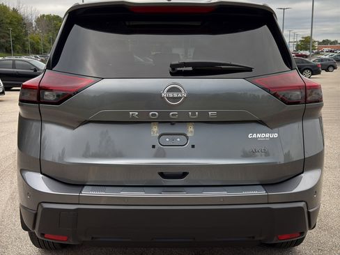 New 2026 Nissan Rogue SV w/ SV Premium Package image 7