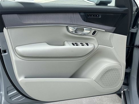 New 2026 Volvo XC90 T8 Ultra w/ Lounge Package AWD/4WD image 11