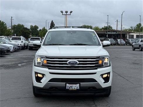 Used 2021 Ford Expedition Max XLT AWD/4WD image 3