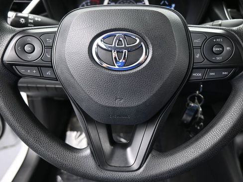 Used 2022 Toyota Corolla LE image 27