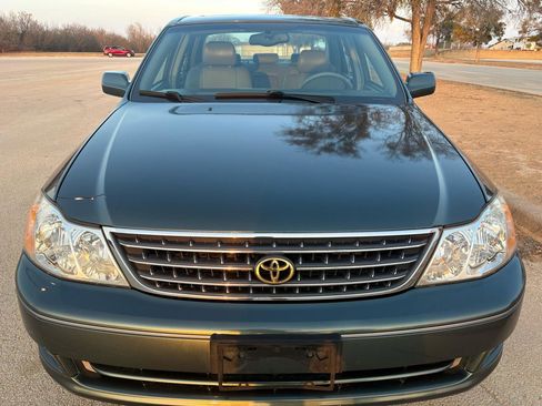Used 2004 Toyota Avalon XLS image 29
