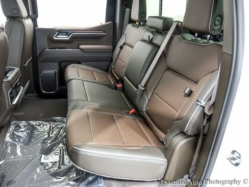 New 2026 GMC Sierra 1500 Denali w/ Technology Package AWD/4WD image 11