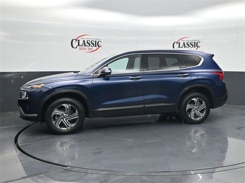 Used 2023 Hyundai Santa Fe SEL image 2