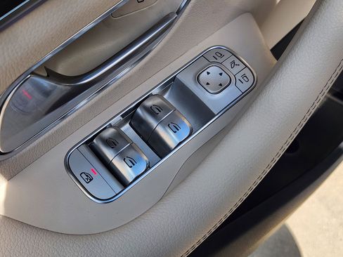 Certified 2026 Mercedes-Benz GLE 350 4MATIC image 23