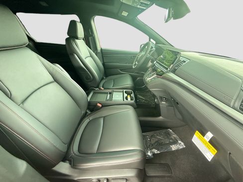 New 2026 Honda Odyssey Sport-L image 23