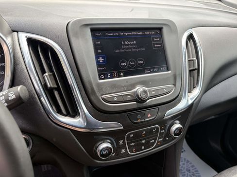 Used 2023 Chevrolet Equinox LT w/ Driver Convenience Package FWD image 12