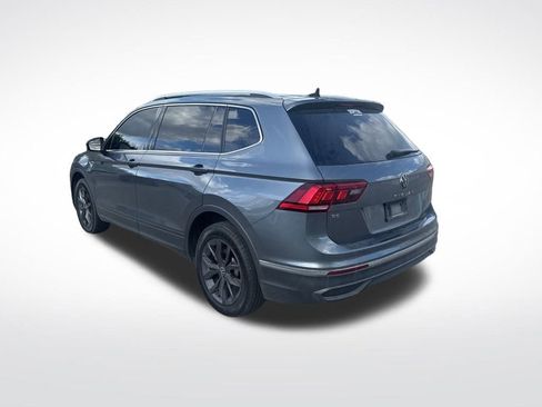 Used 2022 Volkswagen Tiguan SE image 7
